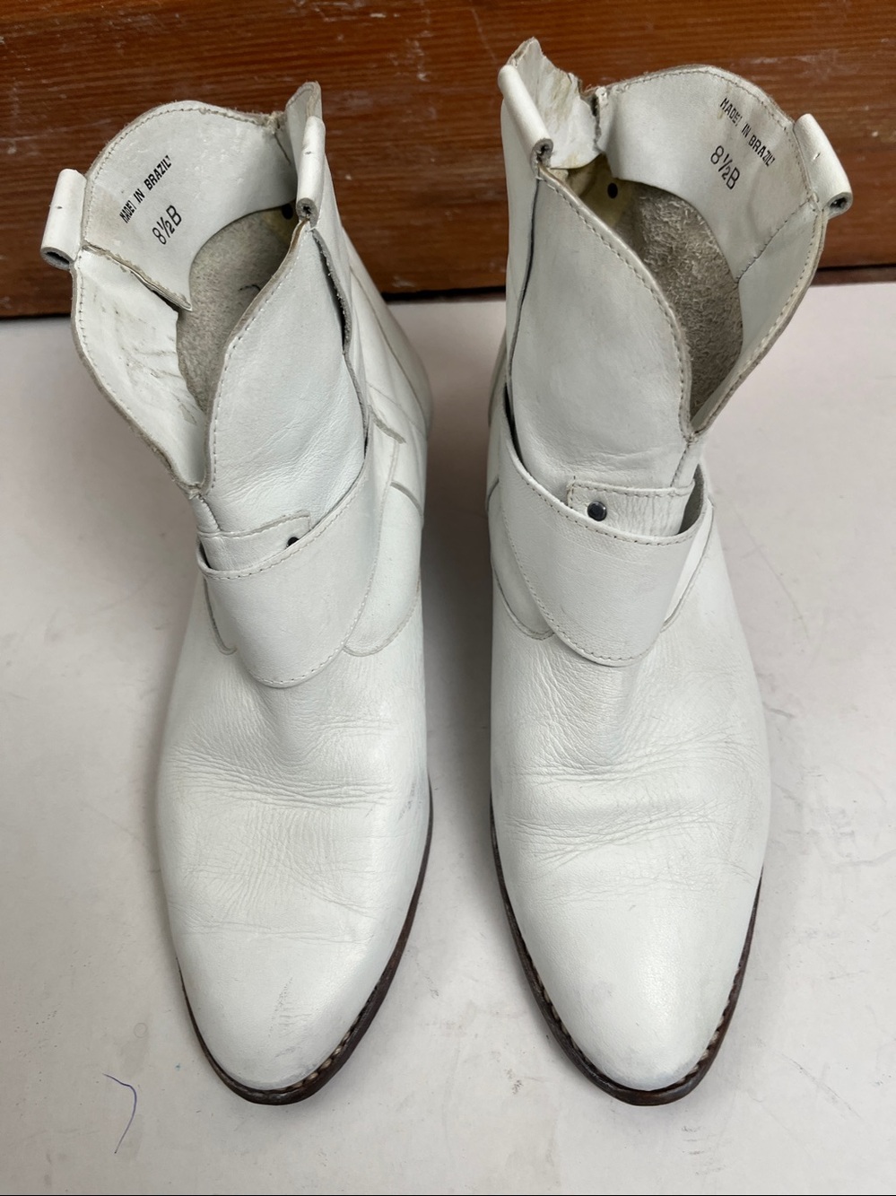 Circle White Ankle Boots